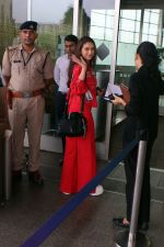 Aditi Rao Hydari in red seen at the airport on 30 July 2023 (26)_64c65676e658f.JPG