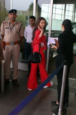 Aditi Rao Hydari in red seen at the airport on 30 July 2023 (27)_64c656790d01d.JPG