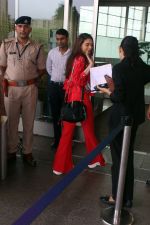 Aditi Rao Hydari in red seen at the airport on 30 July 2023 (28)_64c6567af3054.JPG