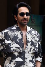 Ayushmann Khurrana promoting Dream Girl 2 in Andheri on 31 July 2023 (18)_64c7b3a12c3a9.jpeg