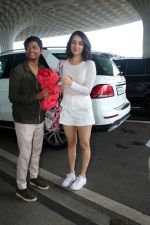 Shraddha Kapoor seen at the airport on 2 Aug 2023 (10)_64ca03ec4fc7c.JPG