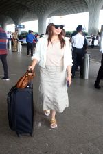 Mahima Chaudhry seen at the airport on 3rd August 2023 (9)_64cb29fd47631.JPG