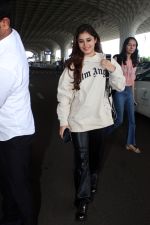 Rasha Thadani Spotted At Airport Departure on 8th August 2023 (30)_64d344eb5fc99.JPG