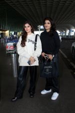 Raveena Tandon and Rasha Thadani Spotted At Airport Departure on 8th August 2023 (14)_64d3451c18412.JPG