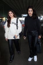 Raveena Tandon and Rasha Thadani Spotted At Airport Departure on 8th August 2023 (18)_64d3452608033.JPG