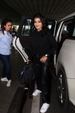 Raveena Tandon and Rasha Thadani Spotted At Airport Departure on 8th August 2023 (2)_64d34506c81df.JPG