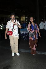 Tejasswi Prakash and Karan Kundrra Spotted At Airport Arrival on 8th August 2023 (13)_64d340614a268.JPG