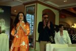 Jackie Shroff, Padmini Kolhapure at the Press Conference for Asha@90 Live In Concert in Dubai on 8th August 2023 (32)_64d4f60196b00.jpeg