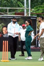 Abhishek Bachchan, Saiyami Kher, Angad Bedi playing cricket match to promote the sports movie Ghoomer on 10th August 2023 (46)_64d71262dfae1.JPG