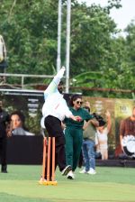 Abhishek Bachchan, Saiyami Kher, Angad Bedi playing cricket match to promote the sports movie Ghoomer on 10th August 2023 (71)_64d71268d8f4f.JPG