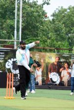 Abhishek Bachchan, Saiyami Kher, Angad Bedi playing cricket match to promote the sports movie Ghoomer on 10th August 2023 (74)_64d7126b59521.JPG