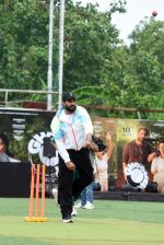 Abhishek Bachchan, Saiyami Kher, Angad Bedi playing cricket match to promote the sports movie Ghoomer on 10th August 2023 (75)_64d7126c298b1.JPG