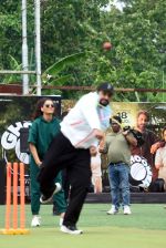 Abhishek Bachchan, Saiyami Kher, Angad Bedi playing cricket match to promote the sports movie Ghoomer on 10th August 2023 (99)_64d7126e71b88.JPG