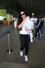 Gauahar Khan spotted at the Airport Departure on 11th August 2023 (7)_64d7480ebb88f.JPG