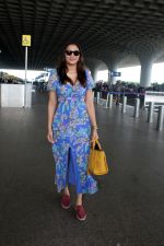Saiee Manjrekar spotted at the Airport Departure on 11th August 2023 (10)_64d746430d932.JPG
