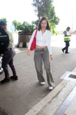Shraddha Kapoor spotted at the Airport departure on 11th August 2023 (2)_64d743114a74e.JPG