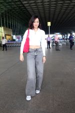 Shraddha Kapoor spotted at the Airport departure on 11th August 2023 (9)_64d7432a409cd.JPG