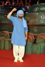 Sunny Deol at the Grand Premiere of Film Gadar 2 on 11th August 2023 (43)_64d7aa7aa566c.JPG
