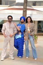 Ananya Panday, Ayushmann Khurrana, Manjot Singh promote their film Dream Girl 2 at Hotel Sun-N-Sand in Juhu on 12th August 2023 (26)_64d86f7db1c98.JPG