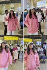 Hina Khan Spotted At Airport Arrival on 16th August 2023 (2)_64dc4dc8361b5.jpg