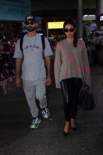 Shahid Kapoor and Mira Rajput spotted at the airport on on 16th August 2023 (17)_64dc78ebd2bd5.JPG
