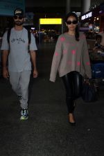 Shahid Kapoor and Mira Rajput spotted at the airport on on 16th August 2023 (21)_64dc78f7d4dce.JPG