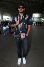 King Spotted At Airport Departure on 18th August 2023 (12)_64def88b7a055.JPG