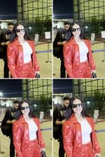 Sunny Leone Spotted At Airport Departure on 17th August 2023 (8)_64df01db84a4f.jpg