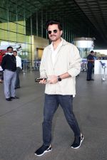 Anil Kapoor Spotted at Airport Departure on 19 August 2023 (11)_64e06f463d680.JPG