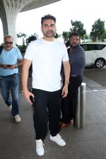 Arbaaz Khan Spotted At Airport  Departure on 19th August 2023 (1)_64e06ebb4ba30.JPG