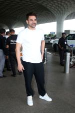 Arbaaz Khan Spotted At Airport  Departure on 19th August 2023 (8)_64e06ed0df4b6.JPG