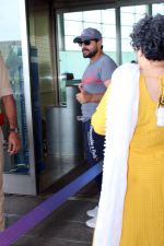 Saif Ali Khan spotted at Airport Departure on 19th August 2023 (15)_64e07144ad888.JPG