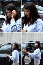Samridhi Shukla Spotted Outside Bollywoodhelpline Office In Andheri on 19th August 2023 (10)_64e0a6739a2f6.jpg