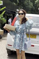 Mira Rajput Snapped at Cafe In Bandra on 20th August 2023 (27)_64e22a8290619.jpg