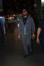 Ajay Devgn Spotted At Airport Arrival on 26th August 2023 (7)_64ea0c54b024f.JPG