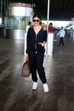 Deepti Sadhwani Spotted At Airport on 26th August 2023 (20)_64e9938fbc96c.JPG