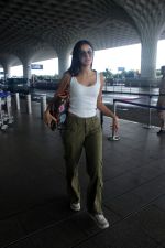 Ananya Panday Spotted At Airport Departure on 27th August 2023 (18)_64eaf74309067.JPG