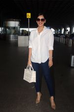 Manushi Chhillar Spotted At Airport Departure on 27th August 2023 (11)_64eaf3bf69048.JPG