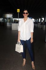 Manushi Chhillar Spotted At Airport Departure on 27th August 2023 (9)_64eaf3b9bec90.JPG