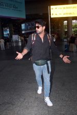 Fahmaan Khan Spotted At Airport on 29th August 2023 (16)_64ef0f1c8fa7d.JPG