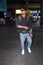 Fahmaan Khan Spotted At Airport on 29th August 2023 (19)_64ef0f5d10164.JPG