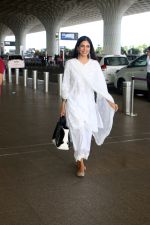 Malavika Mohanan Spotted At Airport Departure on 31st August 2023 (1)_64f036e4da15e.JPG