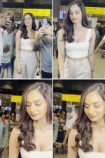 Manushi Chillar Spotted At Airport Arrival on 31st August 2023 (4)_64f017a2d635c.jpg