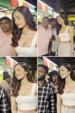 Manushi Chillar Spotted At Airport Arrival on 31st August 2023 (7)_64f017a7726e6.jpg