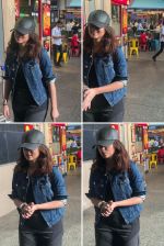 Riddhi Dogra Spotted At Airport Arrival on 31st August 2023 (4)_64f0a1f4d9322.jpg