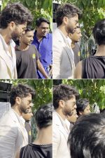 Shahid Kapoor Spotted At Cafe In Bandra on 31st August 2023 (4)_64f07ab9b0a01.jpg