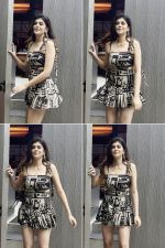 Sanjana Sanghi Spotted In Khar on 2nd September 2023 (4)_64f323f7713f1.jpg