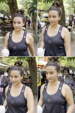 Patralekha Spotted At Bandra on 5th Sept 2023 (6)_64f6dee4134b3.jpg