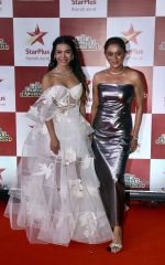 Krutika Desai Khan, Simran Budharup at the Star Parivaar Awards 2023 on 8th Sept 2023