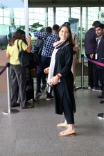 Elli AvrRam spotted at airport departure on 10th Sept 2023 (10)_64fef83545247.JPG